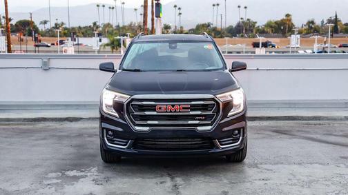 2023 GMC Terrain AWD AT4