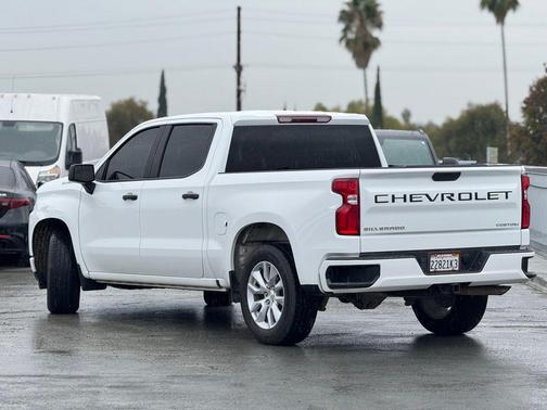 2022 Chevrolet Silverado 1500 Custom