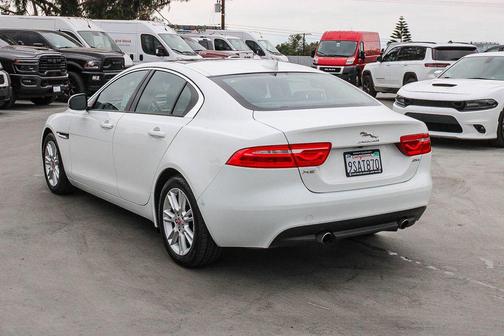 Fuji White 2018 Jaguar XE 25t Premium
