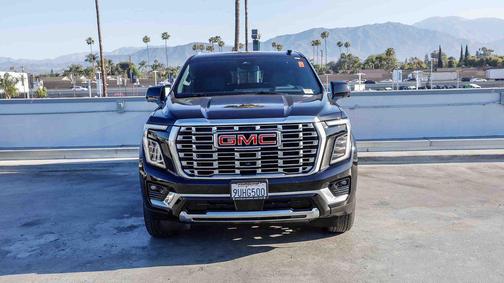 Onyx Black 2025 GMC Yukon XL Denali