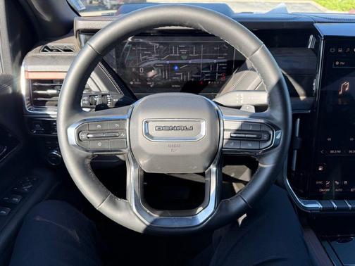 Onyx Black 2025 GMC Yukon XL Denali