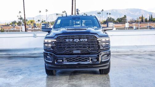 2026 RAM 3500 Laramie Crew Cab 4x4 6'4' Box