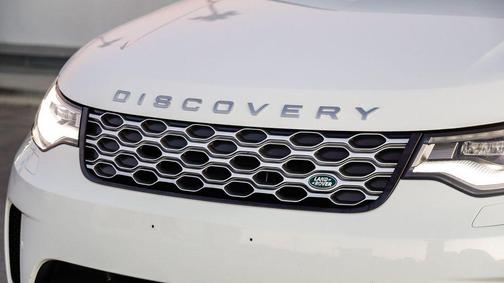 2024 Land Rover Discovery P300 S