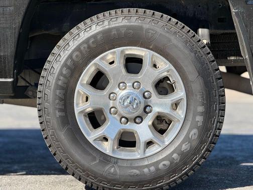 2024 RAM 2500 Laramie Crew Cab 4x4 6'4' Box