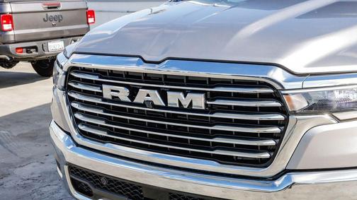 Billet Silver Metallic Clearcoat 2025 RAM 1500 Laramie
