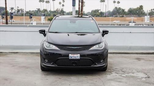 2020 Chrysler Pacifica Hybrid Limited