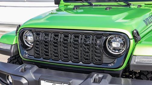 2025 Jeep Gladiator Willys