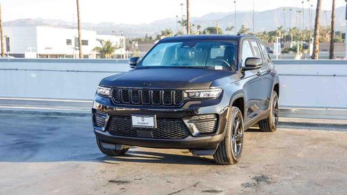 2025 Jeep Grand Cherokee Altitude