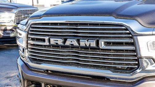 2024 RAM 2500 Laramie Crew Cab 4x4 6'4' Box