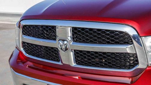 2019 RAM 1500 SLT