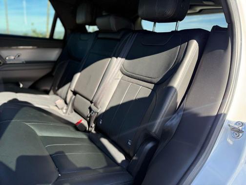 2024 Land Rover Range Rover Sport SE