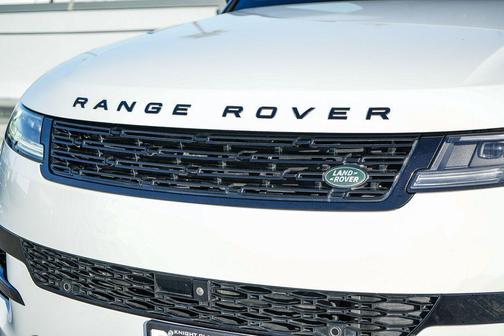 2024 Land Rover Range Rover Sport SE
