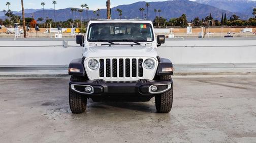2023 Jeep Gladiator Sport S