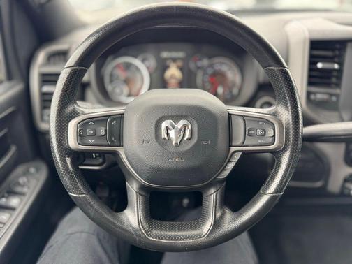 2023 RAM 2500 Tradesman Crew Cab 4x4 8' Box