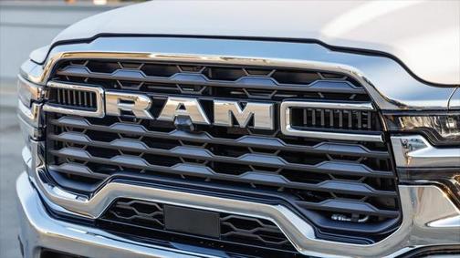 2025 RAM 2500 Tradesman Crew Cab 4x4 6'4' Box