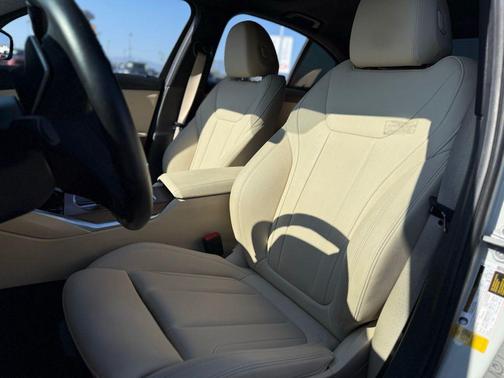 2020 BMW 330 330i