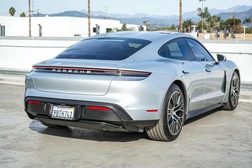 2021 Porsche Taycan Base