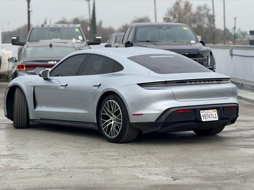 2021 Porsche Taycan Base