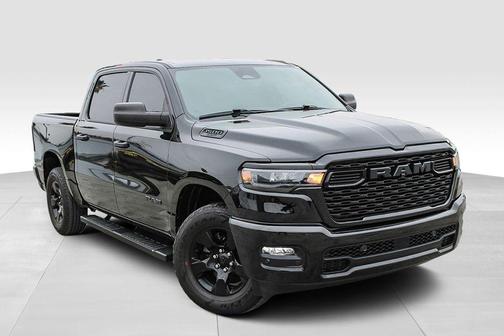 Diamond Black Crystal Pearlcoat 2025 RAM 1500 Tradesman
