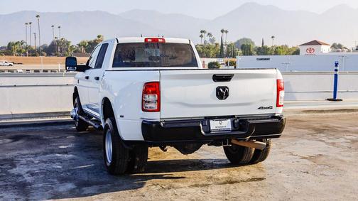 2023 RAM 3500 Tradesman Crew Cab 4x4 8' Box