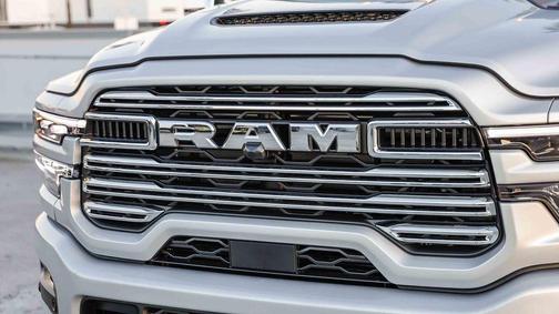 2026 RAM 3500 Laramie Crew Cab 4x4 8' Box