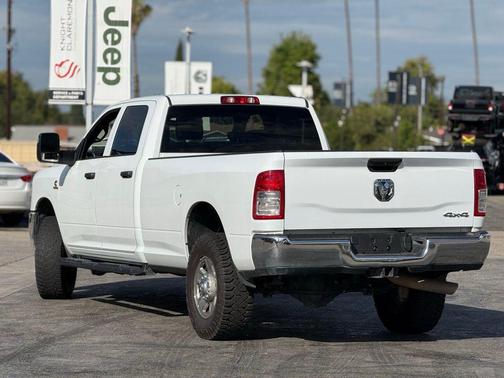 2023 RAM 2500 Tradesman Crew Cab 4x4 8' Box