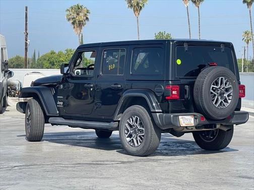 2024 Jeep Wrangler 4-Door Sahara 4x4