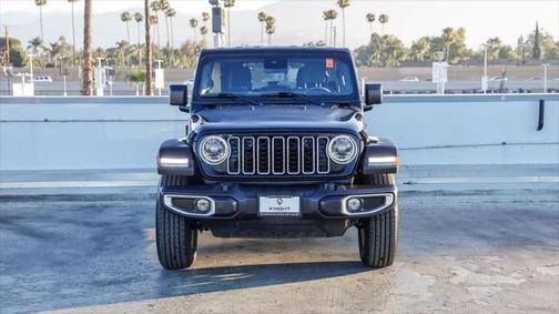 2024 Jeep Wrangler 4-Door Sahara 4x4