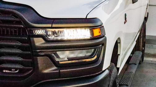 2026 RAM 2500 Tradesman Crew Cab 4x4 8' Box