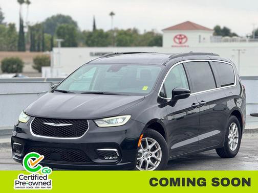 2022 Chrysler Pacifica Touring L