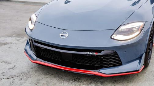 Stealth Gray/Super Black 2024 Nissan Z NISMO Auto