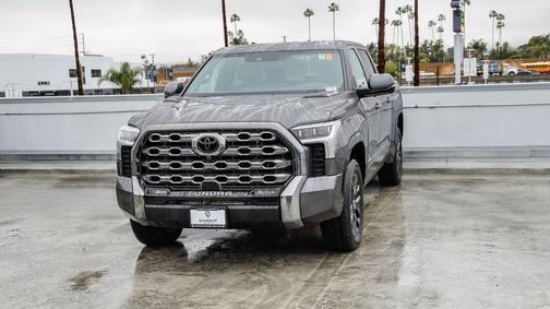 2024 Toyota Tundra Hybrid Platinum