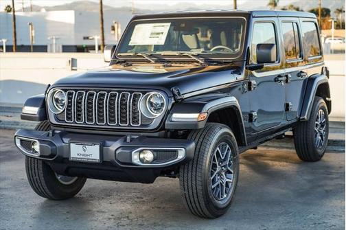 2025 Jeep Wrangler 4-Door Sahara 4x4