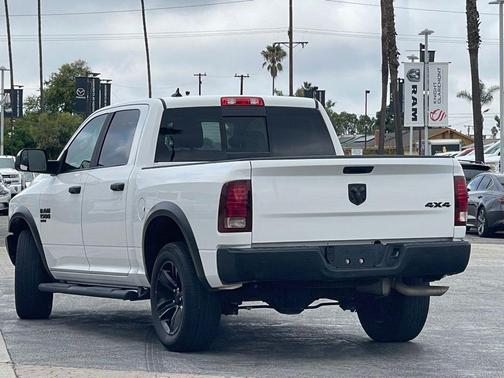 2023 RAM 1500 Classic Warlock Crew Cab 4x4 5'7' Box