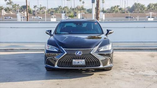 2019 Lexus ES 300h Base