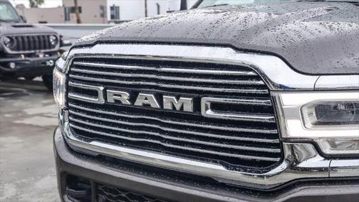 2024 RAM 2500 Laramie Crew Cab 4x4 6'4' Box