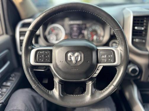 2019 RAM 2500 Big Horn Crew Cab 4x4 6'4' Box