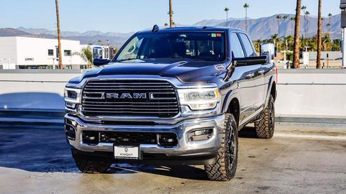 2020 RAM 2500 Laramie Crew Cab 4X4 6'4' Box