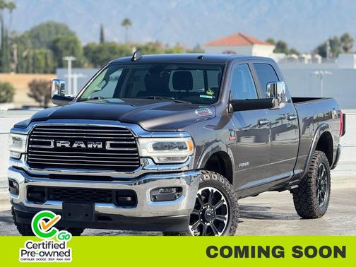 2020 RAM 2500 Laramie Crew Cab 4X4 6'4' Box