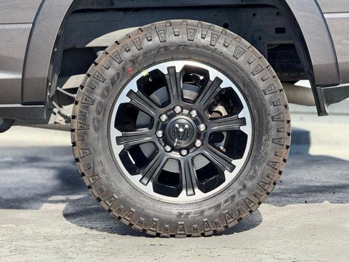 2020 RAM 2500 Laramie Crew Cab 4X4 6'4' Box