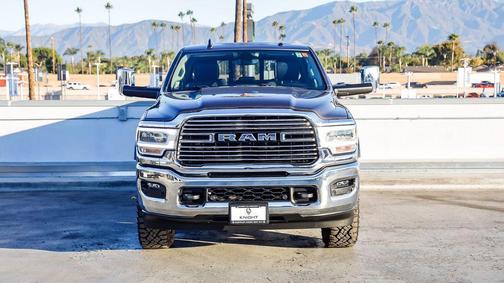 2020 RAM 2500 Laramie Crew Cab 4X4 6'4' Box