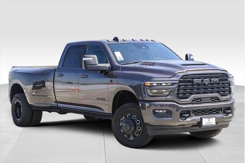 2025 RAM 3500 Laramie Crew Cab 4x4 8' Box