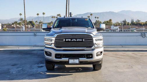 Billet Silver Metallic Clearcoat 2024 RAM 2500 Laramie Crew Cab 4x4 6'4' Box