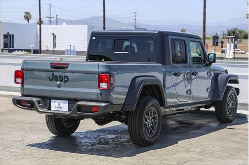 2025 Jeep Gladiator Sport S