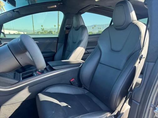 2023 Tesla Model X Standard Range