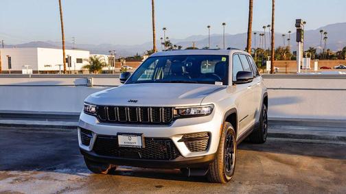 2025 Jeep Grand Cherokee Altitude