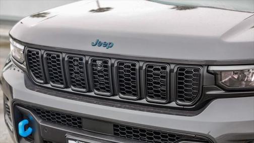 2025 Jeep Grand Cherokee 4xe Anniversary Edition