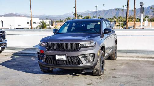2025 Jeep Grand Cherokee Altitude