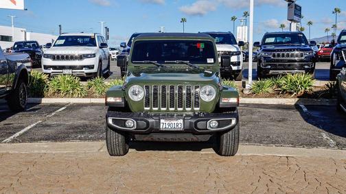 2022 Jeep Gladiator Overland