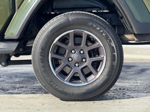 2022 Jeep Gladiator Overland